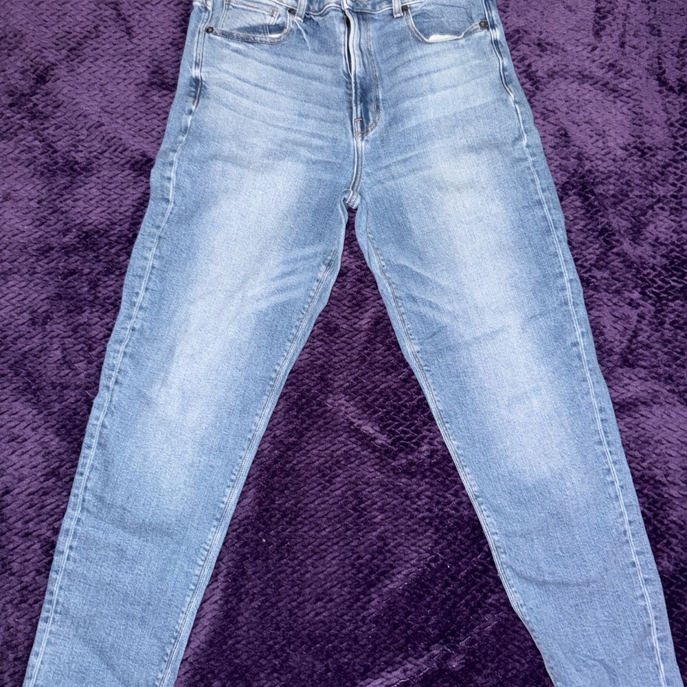 American Eagle Outfitters Light Blue Skinny Jeans